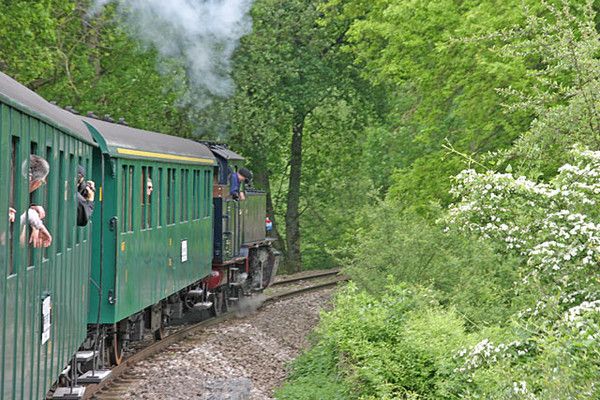 ANCIENNE LOCOMOTIVE 